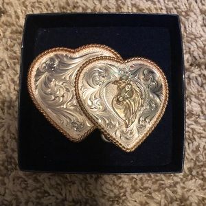 Montana silversmith double heart horse belt buckle